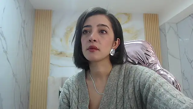 sara lopez s online show from November 20, 1:22 pm