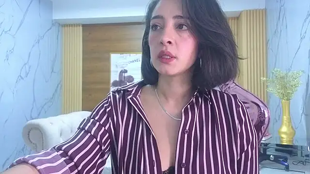 sara lopez s online show from May 11, 2:12 pm