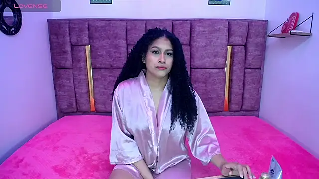 AYSHA WATSON online show from October 21, 1:01 pm