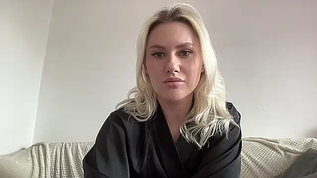 ElaraLuxxxe online show from September 24, 10:07 am