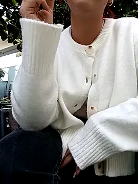 mekserina0 online show from November 2, 1:24 pm