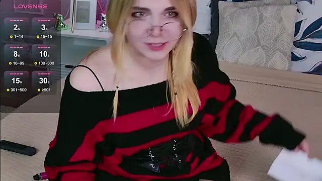 Evie Vall online show from November 7, 3:34 pm