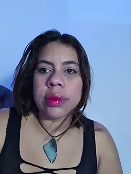 Snapshot of GabyMontenegro chatting on February 5, 12:43 pm GabyMontenegro online show from February 5, 12:43 pm