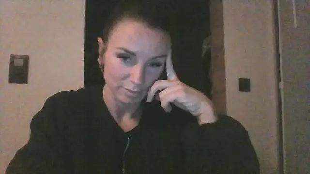 Snapshot of Justnani001 chatting on September 22, 7:38 pm Justnani001 online show from September 22, 7:38 pm