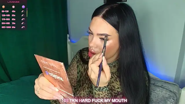 Snapshot of katerine_Monroe chatting on October 1, 6:08 am katerine Monroe online show from October 1, 6:08 am