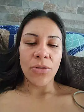 KittyHoleshot87 online show from March 11, 3:18 pm