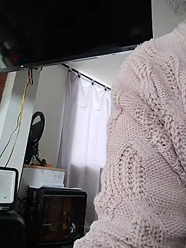 KittyHoleshot87 online show from March 25, 3:40 pm