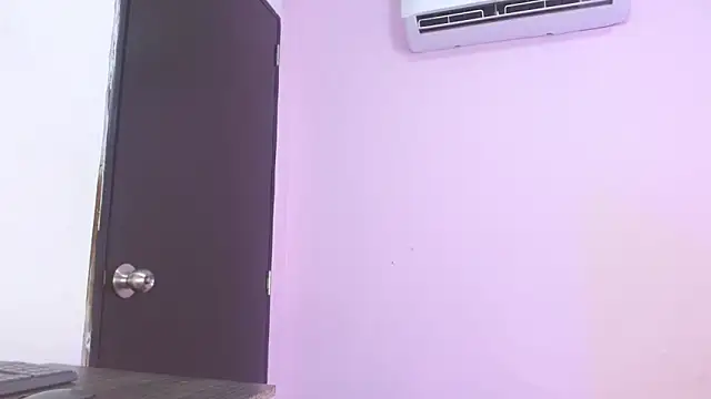 kiity horny  online show from October 9, 12:47 pm