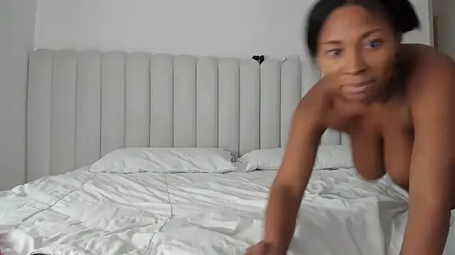 Meganbelford1 online show from December 1, 8:14 pm