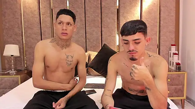 NikoStone  online show from October 17, 2:04 am