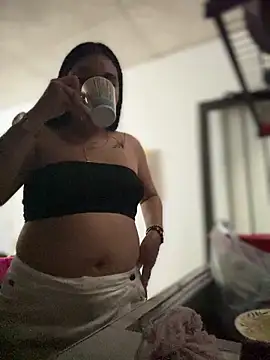 Sophie Dreamss online show from November 22, 9:25 pm