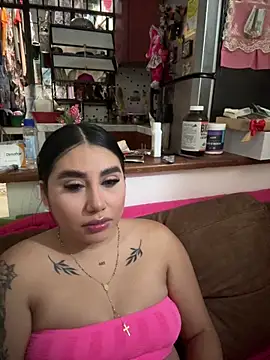 Sophie Dreamss online show from May 4, 9:33 pm