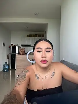 Sophie Dreamss online show from May 18, 9:20 pm