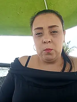 Snapshot of Dannaparis chatting on September 13, 5:35 pm Dannaparis online show from September 13, 5:35 pm