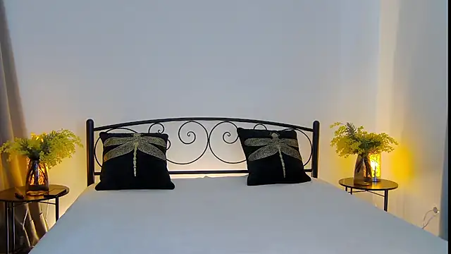 Snapshot of KumiKruz chatting on September 9, 1:21 pm KumiKruz online show from September 9, 1:21 pm