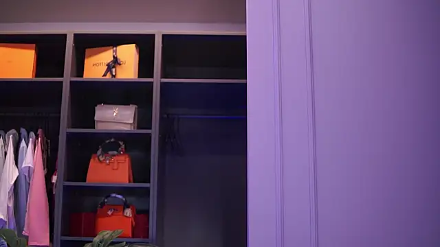 AishaaDevoe online show from September 20, 3:24 pm