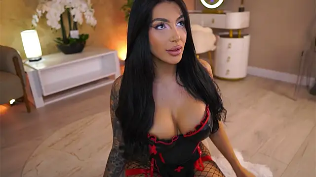 AishaaDevoe online show from October 31, 6:42 pm