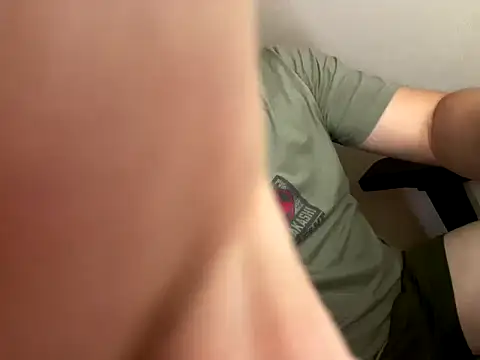 Snapshot of Rafayelove chatting on February 13, 5:31 pm Rafayelove online show from February 13, 5:31 pm