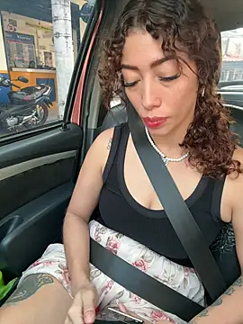 roxyrougee online show from January 9, 2:20 pm