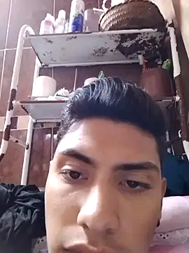 aispuro8505 online show from October 4, 6:11 am