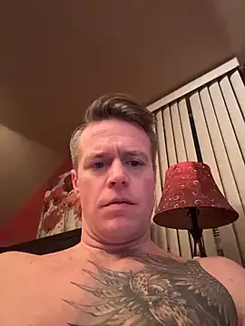 DILFiGuess11 online show from February 3, 6:40 am