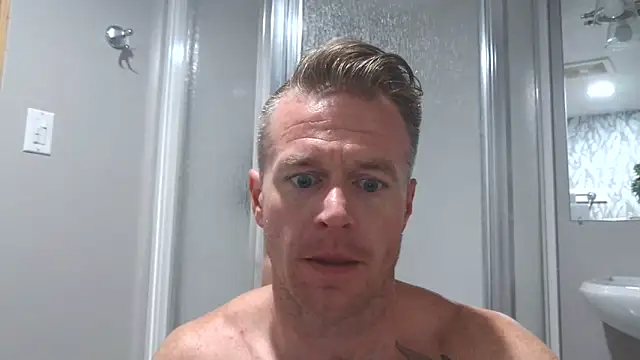DILFiGuess11 online show from June 7, 5:38 pm