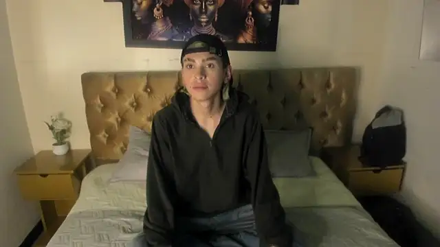 Aaron Fordd online show from September 25, 7:17 pm