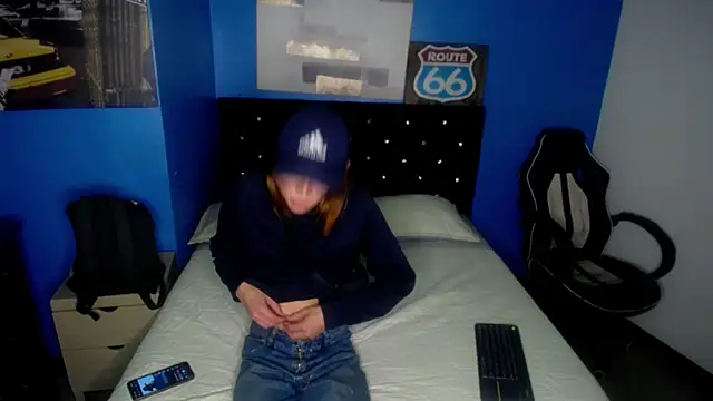 Aaron Fordd online show from October 20, 5:46 pm