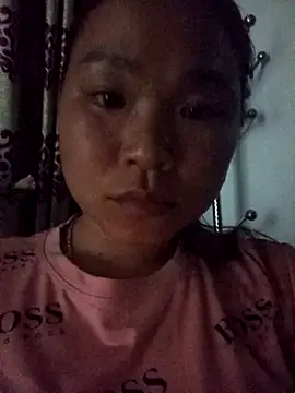 may-squirl online show from September 21, 4:30 pm