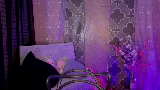 Snapshot of Kayleemorales chatting on March 8, 5:50 pm Kayleemorales online show from March 8, 5:50 pm