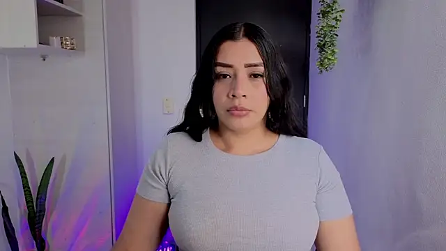Kayleemorales online show from May 8, 6:02 pm