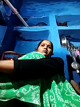 Jooli xx online show from October 30, 12:39 pm