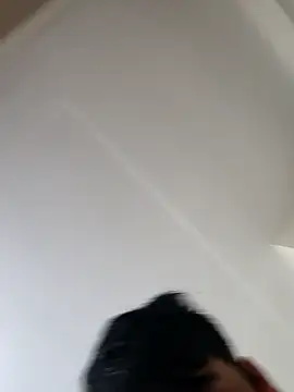 Snapshot of johnysinsr chatting on February 20, 2:08 am johnysinsr online show from February 20, 2:08 am