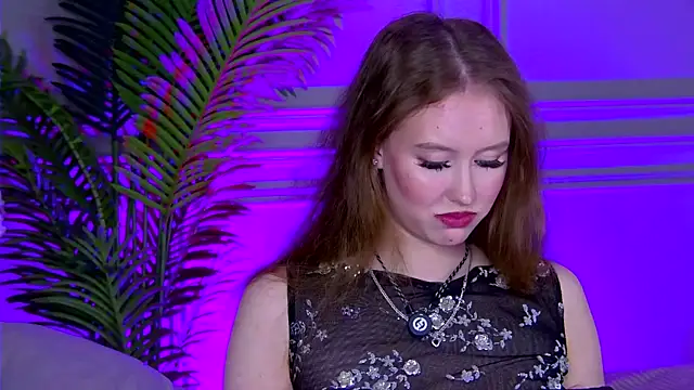 Snapshot of -VivienRay- chatting on October 12, 5:12 pm -VivienRay- online show from October 12, 5:12 pm