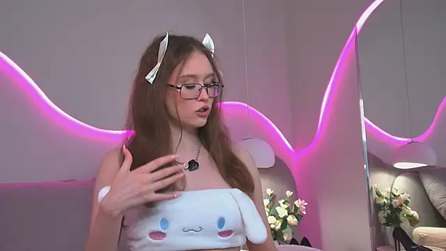 -VivienRay- online show from April 30, 5:30 pm