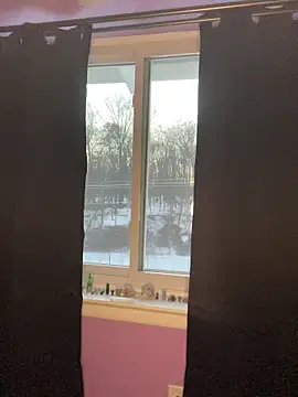 TRILLAHUNG online show from February 1, 10:30 pm