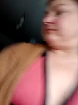 Snapshot of LiluLiluLilu chatting on February 13, 7:48 am LiluLiluLilu online show from February 13, 7:48 am