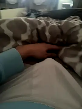 Snapshot of ekfjejwir chatting on October 1, 2:34 pm ekfjejwir online show from October 1, 2:34 pm