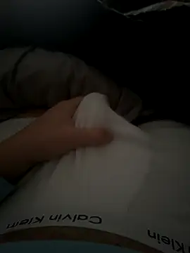 Snapshot of ekfjejwir chatting on October 2, 8:43 am ekfjejwir online show from October 2, 8:43 am