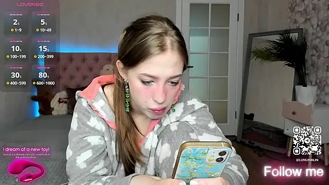 Snapshot of LightStar_18 chatting on September 26, 12:42 pm LightStar 18 online show from September 26, 12:42 pm