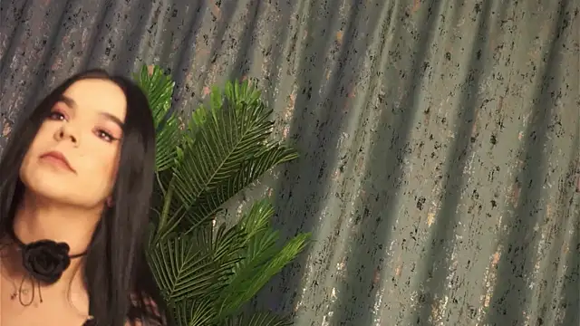 DeniseBlu online show from October 4, 4:43 am