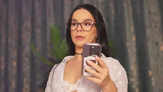 DeniseBlu online show from October 13, 4:34 am