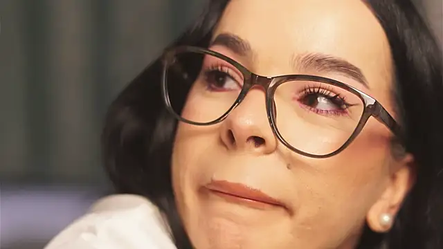 DeniseBlu online show from October 16, 4:57 am