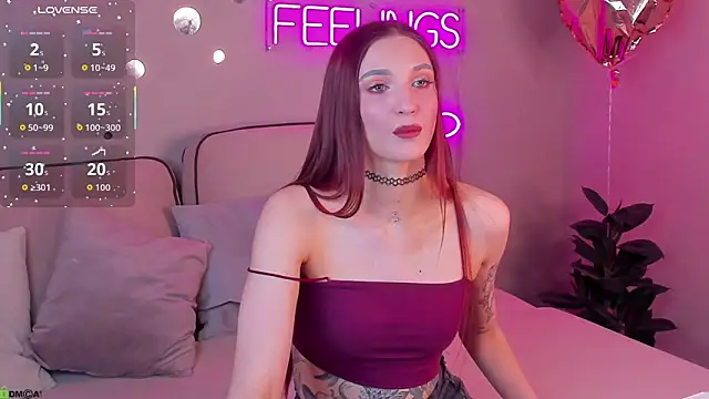 Snapshot of Alisha_Green chatting on February 27, 9:20 am Alisha Green online show from February 27, 9:20 am