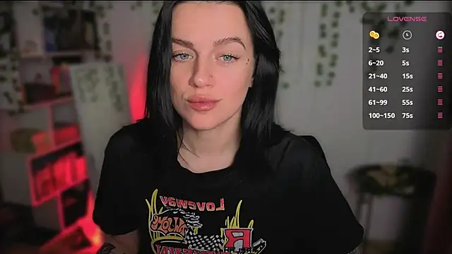 Snapshot of raspberry__girl_ chatting on October 27, 9:30 pm raspberry  girl  online show from October 27, 9:30 pm