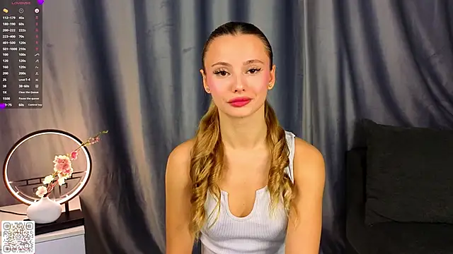 NaughtySeraphine online show from February 25, 5:06 am