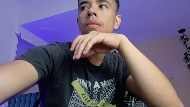 Muscle Scott online show from March 27, 1:44 pm