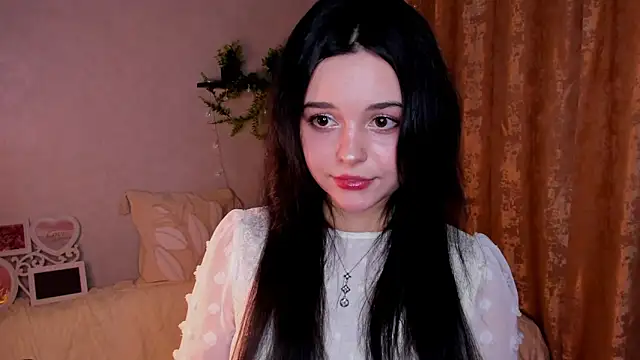 silkyaura online show from September 16, 8:54 pm