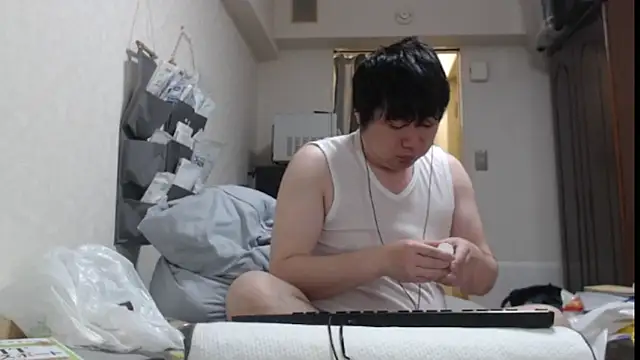 raterate555 online show from May 17, 4:43 am