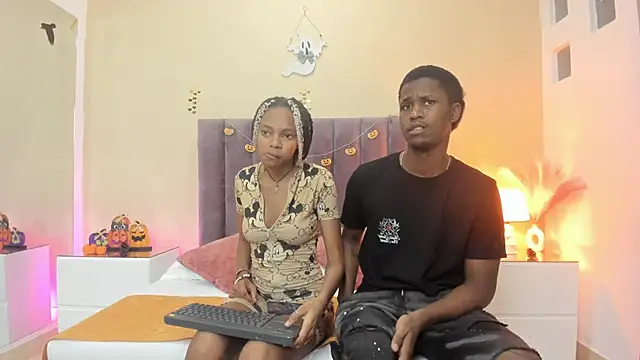 Kiaraa y Her Crazy online show from October 17, 3:53 am